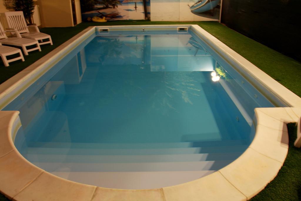 Hotel Monica تّشيرفييا المظهر الخارجي الصورة
